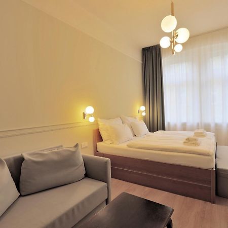 Hotel Kavalir Karlovy Vary Bagian luar foto