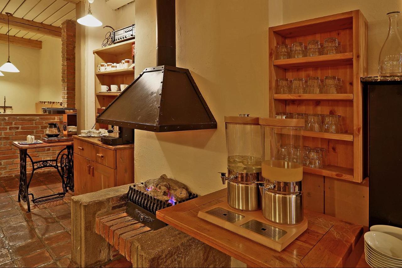 Hotel Kavalir Karlovy Vary Bagian luar foto