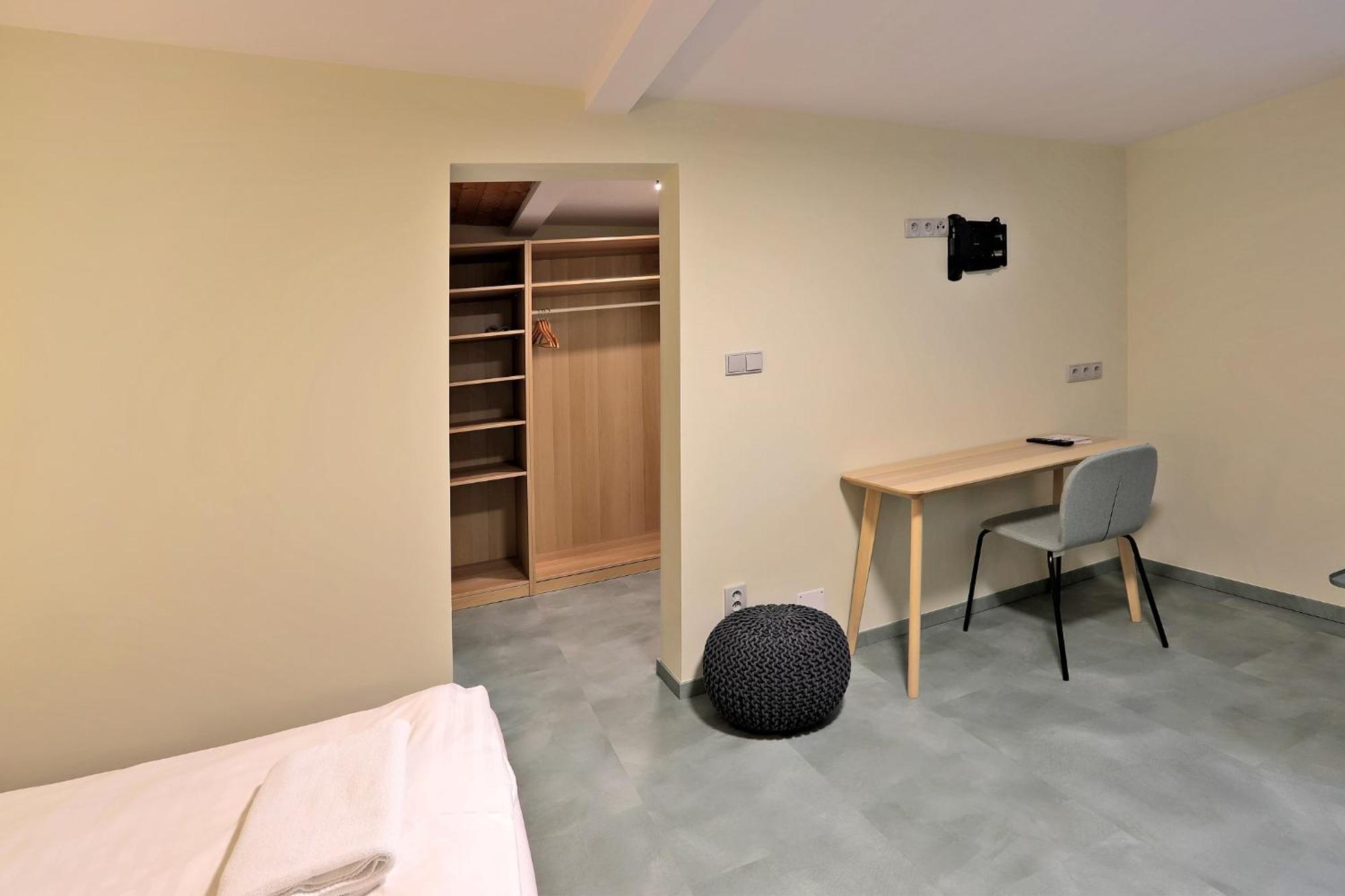 Hotel Kavalir Karlovy Vary Bagian luar foto